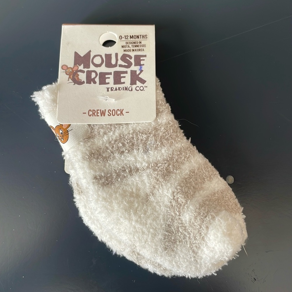 NEW  MOUSE CREEK Crew Socks for KIDS 0-12 months Tiger Pattern